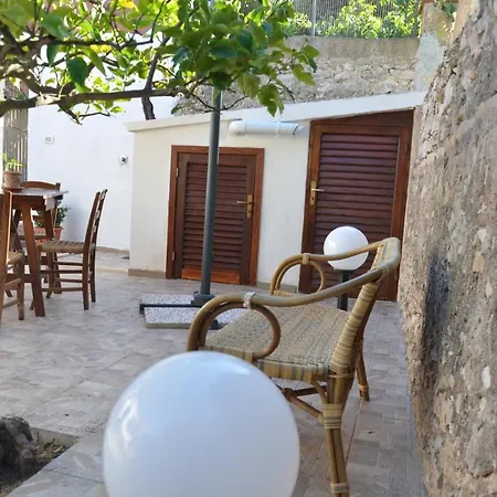 Il Paradiso Di Giacomo Chalet Erice